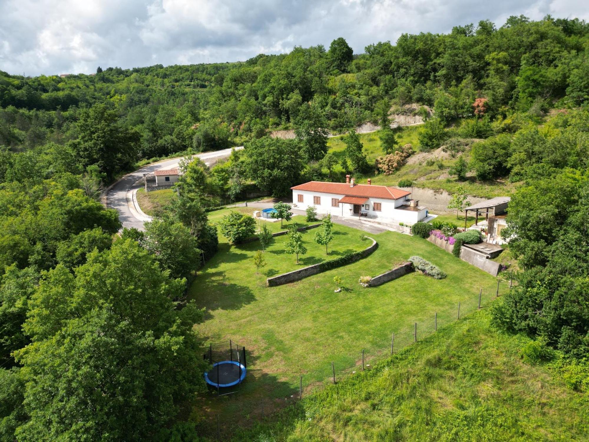 Istrian House In The Heart Of Tupljak - Smilovic Potpićan Exteriör bild